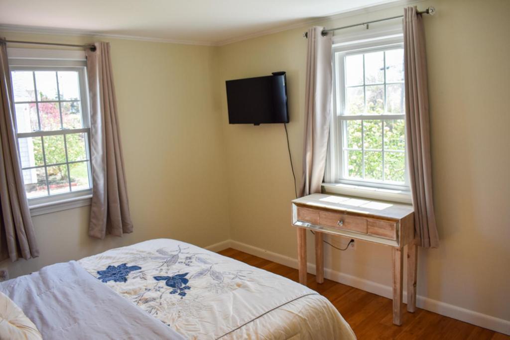 Seaside Serenity, Just A Block /0.1 Mile Away From The Beach Yarmouth Port Dış mekan fotoğraf